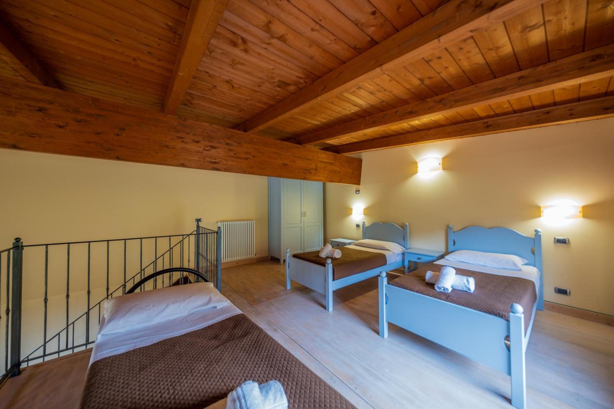 Camporgiano Agriturismo Borgo Biaia מראה חיצוני תמונה
